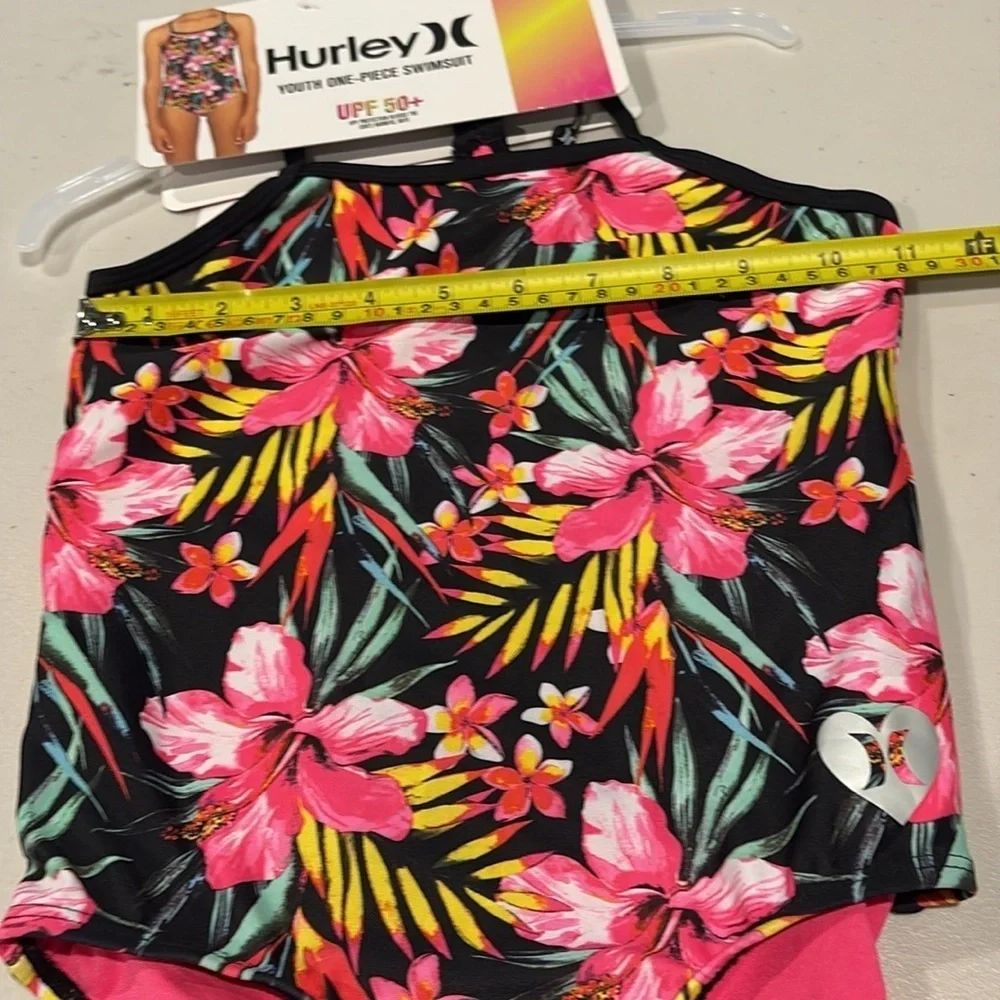 Hurley - Girls One Piece Bathing Swim Suit. Razor Back. UPF 50. Size 5/6. NWT